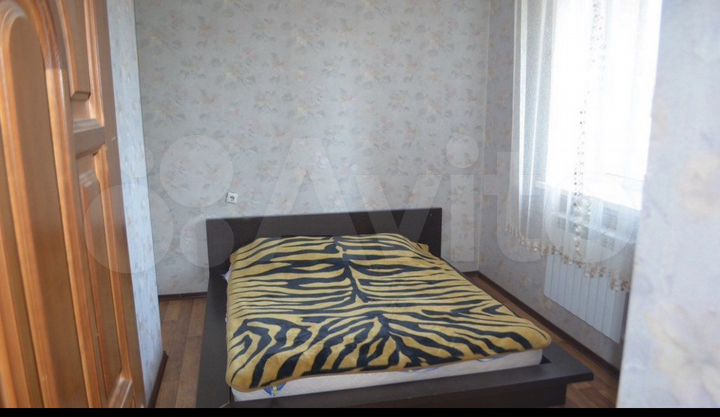 Дом 400 м² на участке 8 сот.