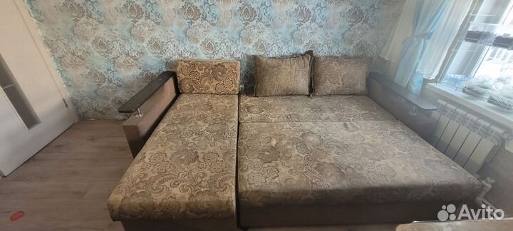 Угловой диван бу