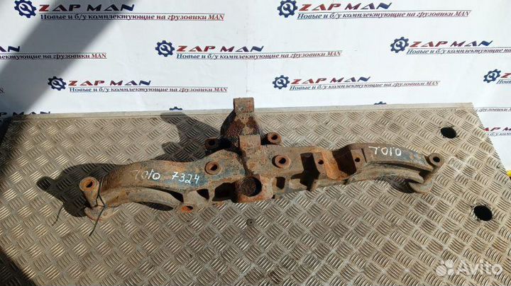 Кронштейн пневмоподушки левый Man Tga Tgs Tgx