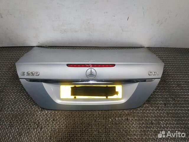 Крышка (дверь) багажника Mercedes-Benz E-Класс