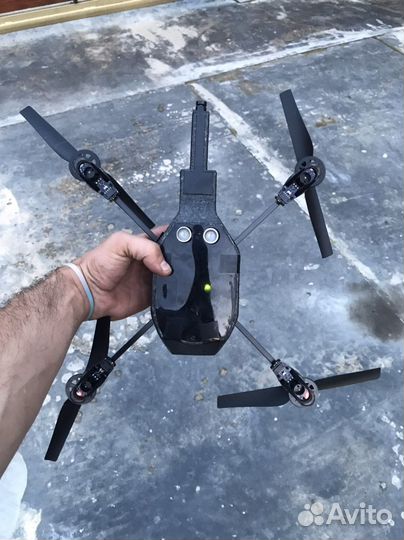 Квадрокоптер с камерой