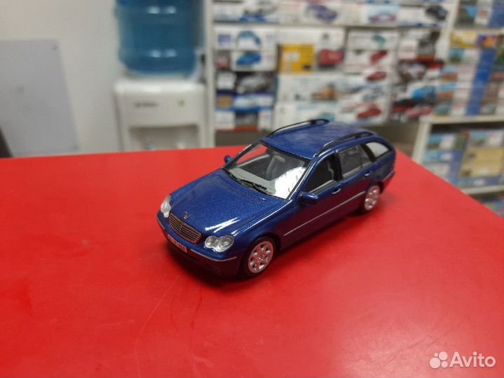 Mercedes Benz C klasse T Modell W203 1:43 Minicham