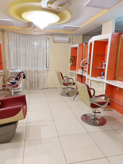 Первая линия, готовый бизнес-салон красоты 165 м²