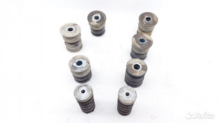 Подушка кузова Toyota Land Cruiser Prado J150