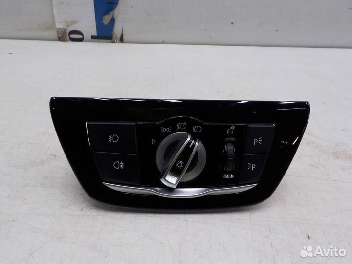 Переключатель BMW 5 G30 2017