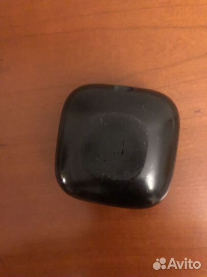 Powerbeats pro кейс