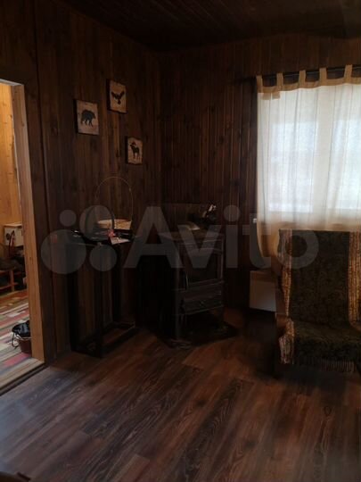 Дом 100 м² на участке 8 сот.