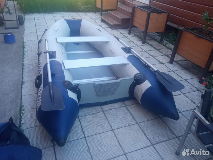Надувная лодка Yamaran с мотором