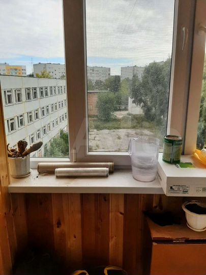 Комната 37 м² в 5-к., 5/9 эт.