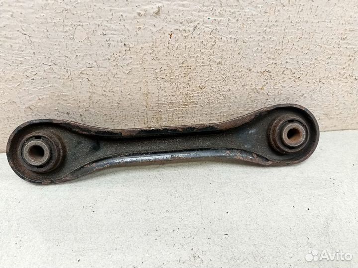 Тяга задняя поперечная