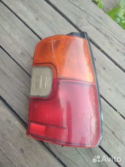 Фонарь задний Тойота Королла универсал