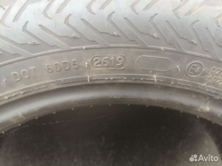 Nokian Tyres Hakkapeliitta 8 215/55 R17