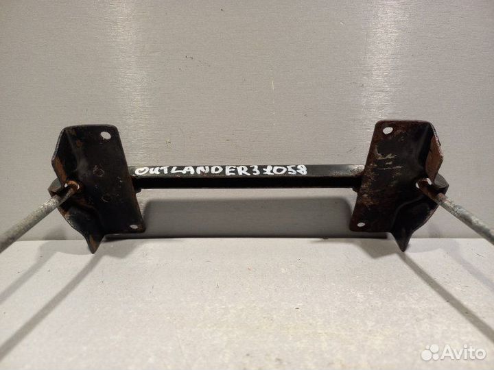 Крепление аккумулятора Mitsubishi Outlander 3 4B12