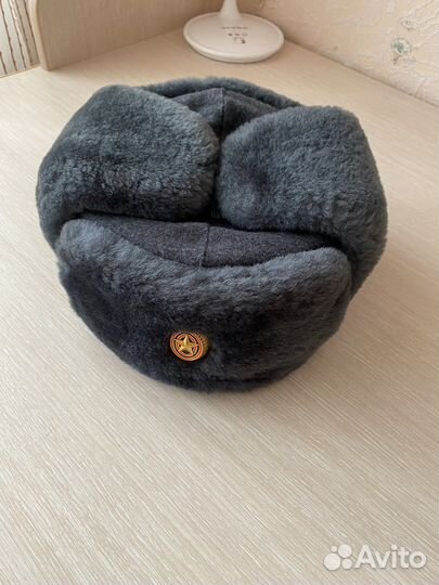 Зимняя офицерская шапка