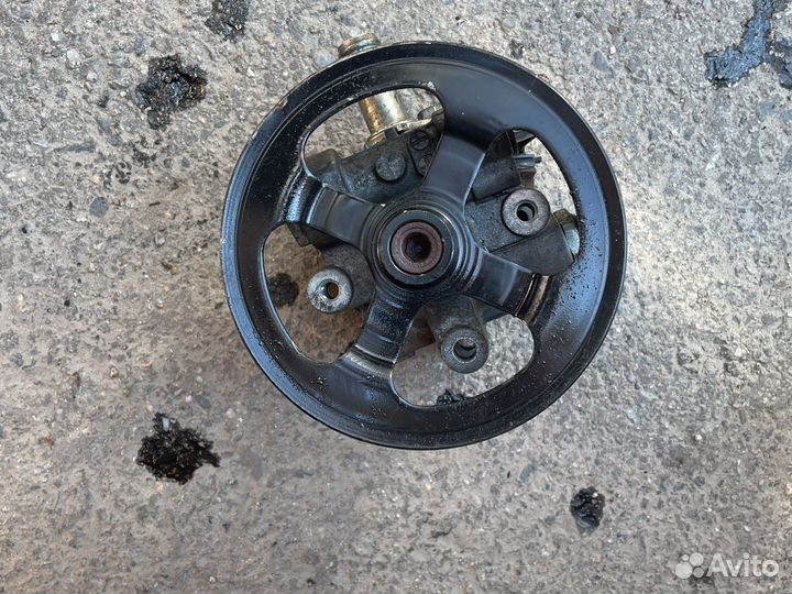 Насос гур lancer 10