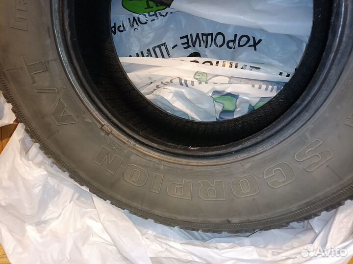 Pirelli Scorpion A/T 235/75 R15 104S