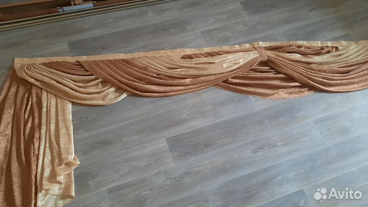 Шторы (ламбрекен)