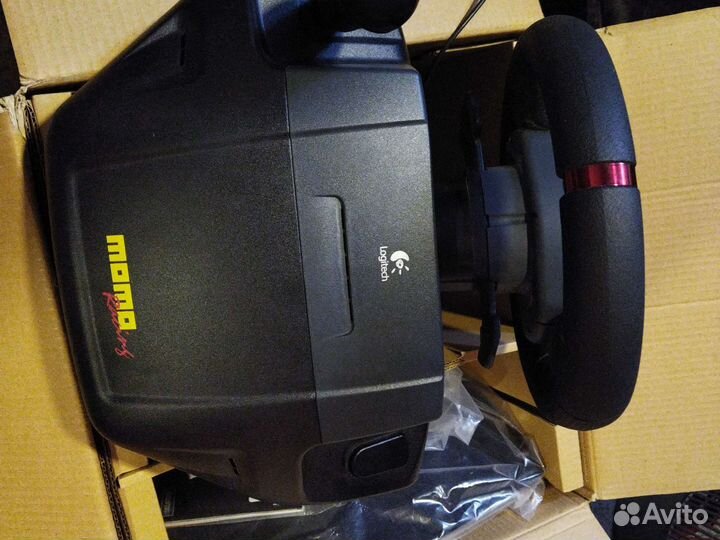 Игровой руль с педалями logitech