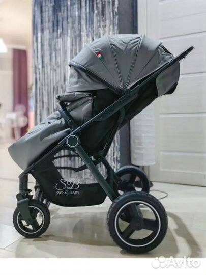 Прогулочная коляска