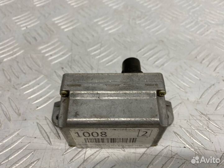 Б/У датчик ускорения Volkswagen Touareg 7L6 AZZ