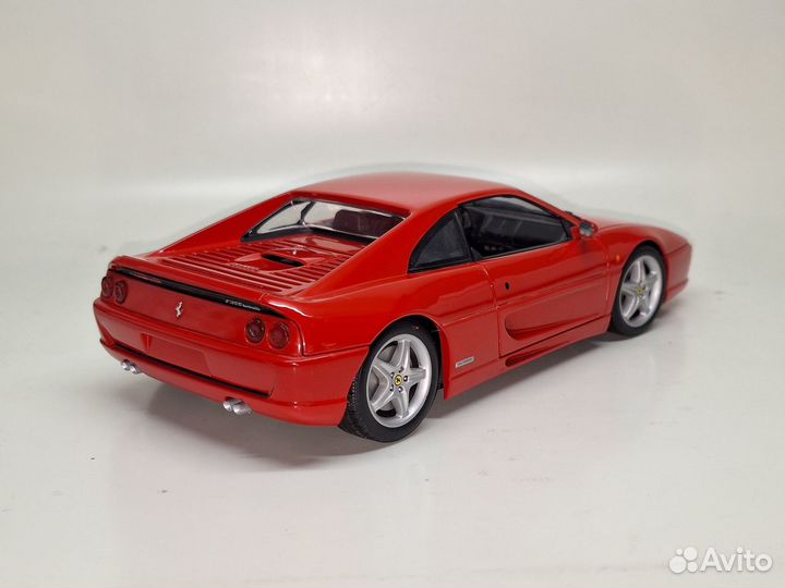 Ferrari F355 Berlinetta (Ut Models 1:18)