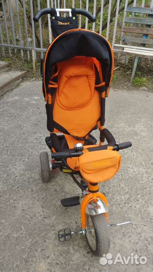 Детский трехколесный велосипед