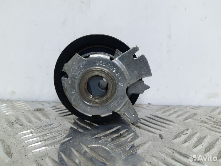 Б/У Ролик-натяжитель ремня грм#001