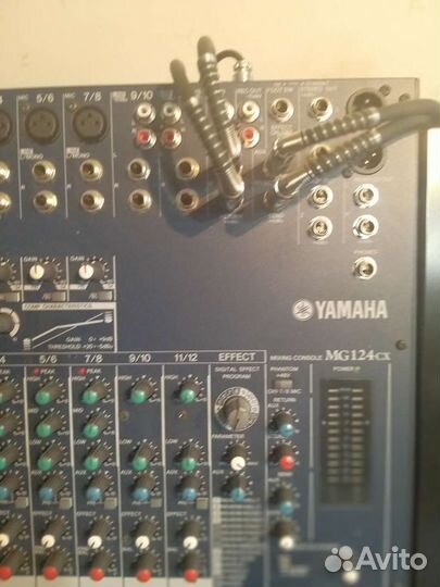 Микшерный пульт yamaha