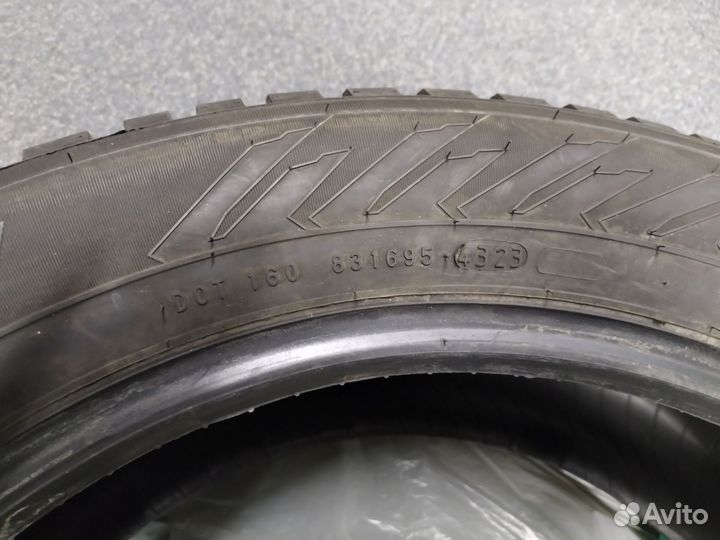 Nordman 8 235/55 R19 105T