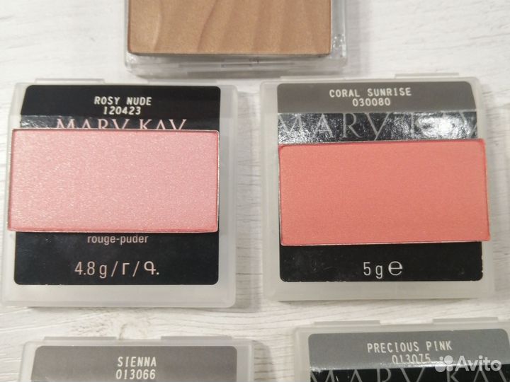 Тени, румяна Мэри Кэй