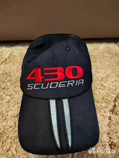 Черная бейсболка, Scuderia Ferrari 430