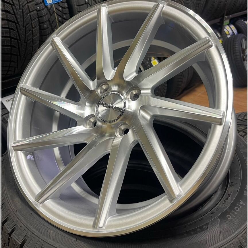 Литые диски Vossen CVT 7×R15 4×98