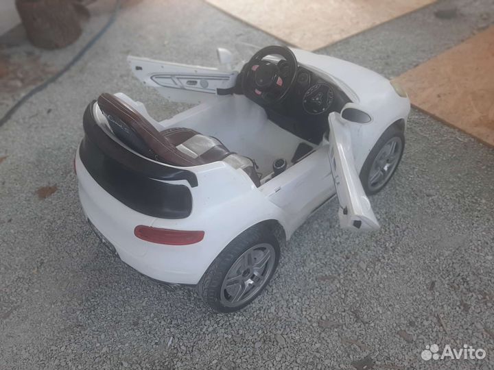 Детский электромобиль бу