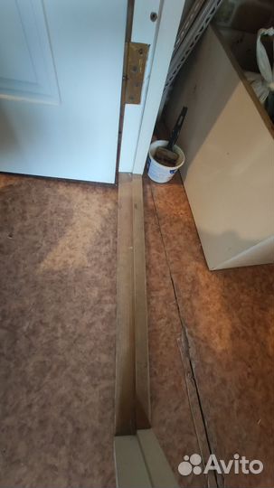 Дверь межкомнатная 600 с коробкой бу