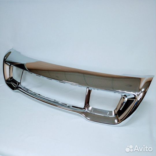 Молдинг переднего бампера Jeep Grand Cherokee