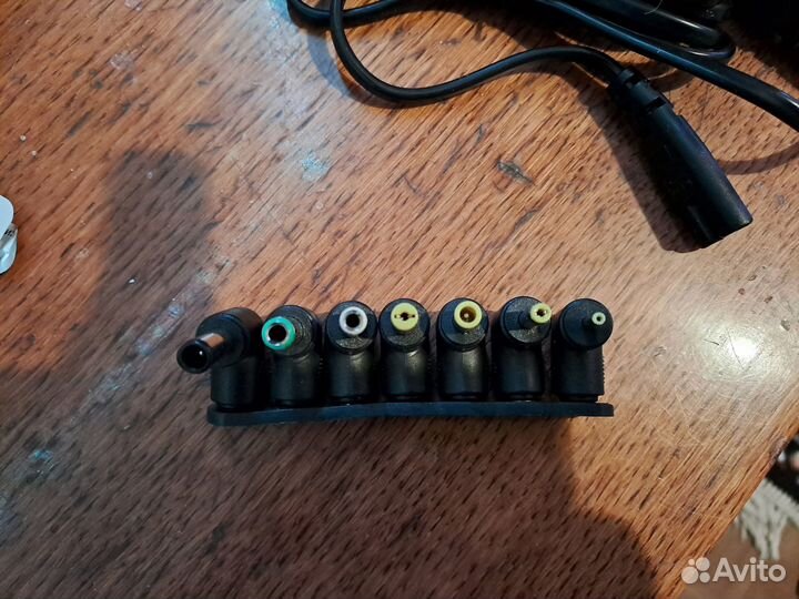 Универсальный блок питания robiton NB90W