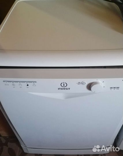 Посудомоечная машина Indesit dfg 15b10 eu