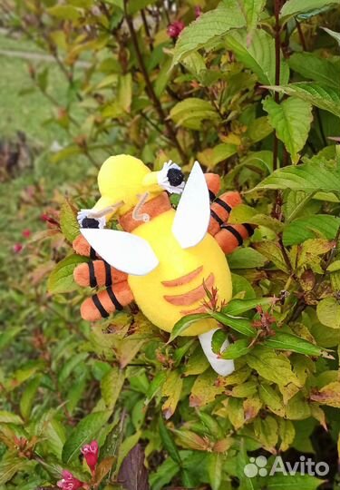 Пчела из Деревни дураков