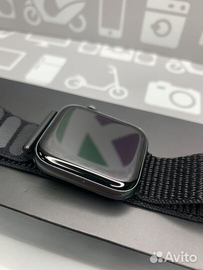Apple Watch 4 44mm Nike