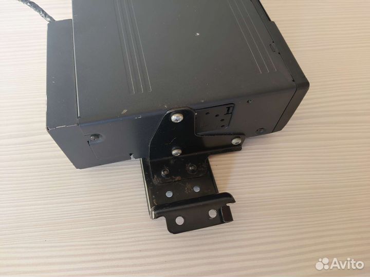 CD-чейнджер Ford