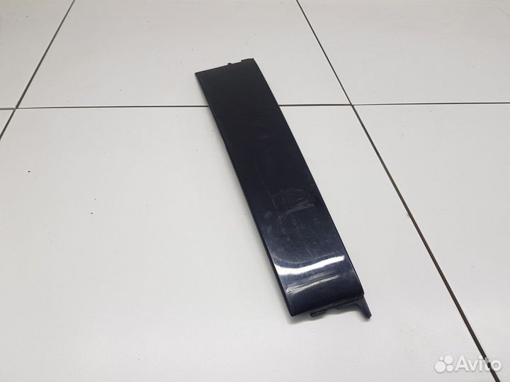 Накладка задней левой двери декоративная