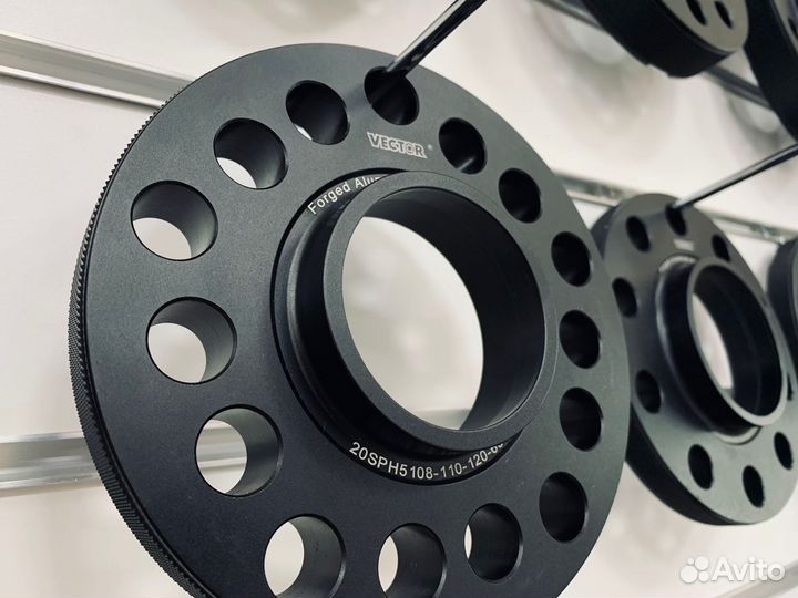 Облегченные колесные проставки на все автомобили