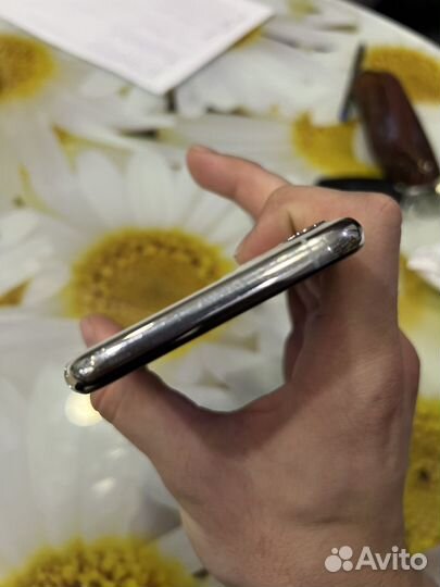 iPhone 11 Pro, 64 ГБ
