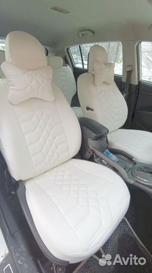Автомобильные чехлы Митсубиси Паджеро 4 2008г