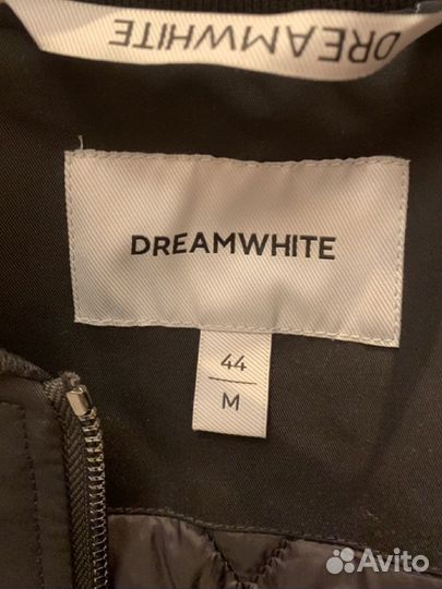 Бомбер черный dreamwhite