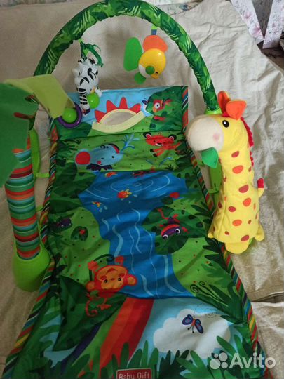 Развивающий коврик