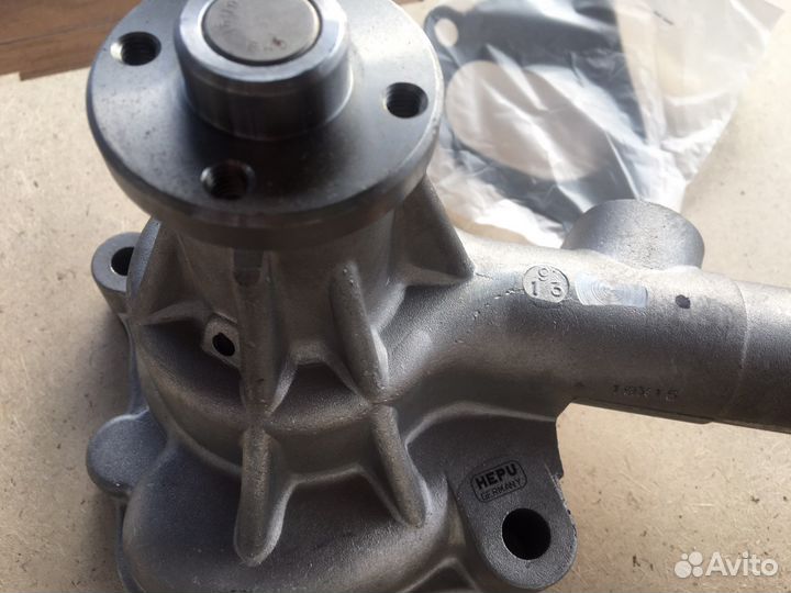 Помпа водяная hepu P7226