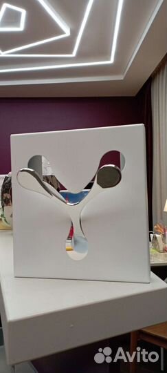 Настенная вешалка. Новая