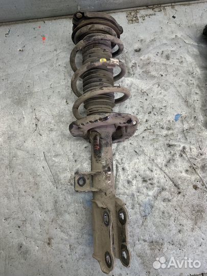 Амортизатор передний Kia Sportage 4