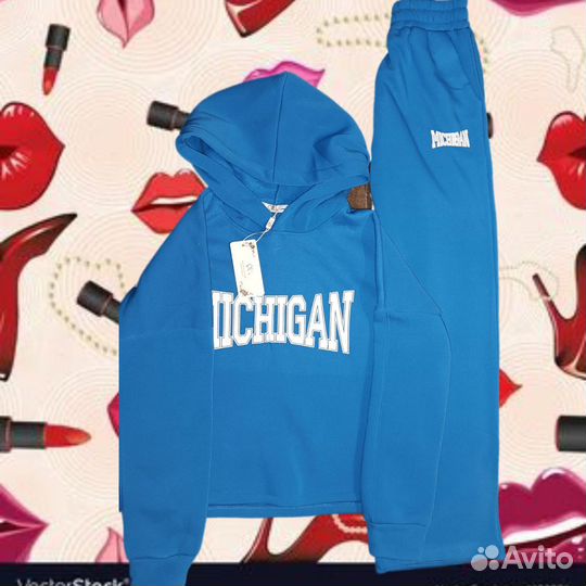 Спортивный костюм женский 42 46